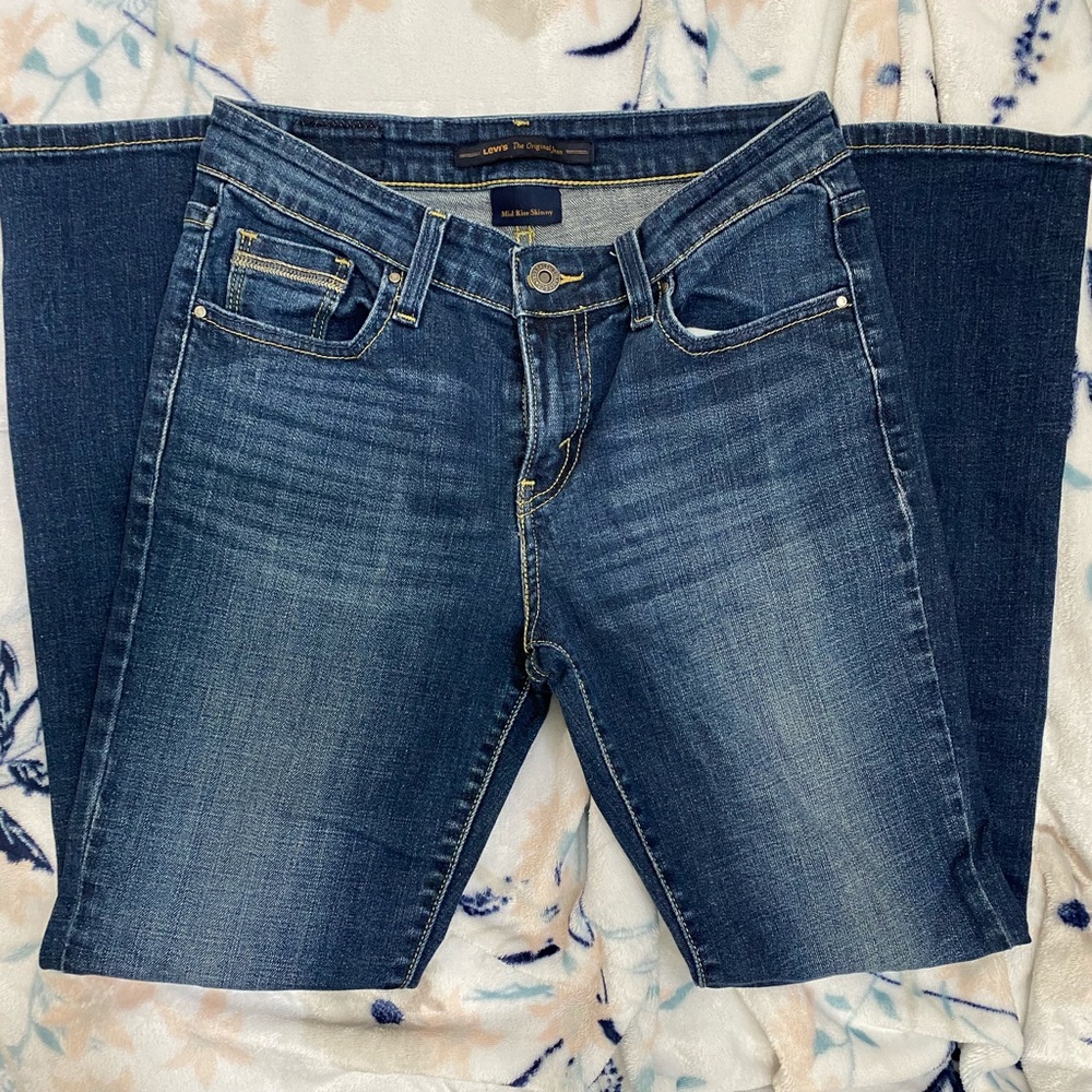 Levi jeans